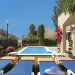 Villa Oleanda By Villa Plus